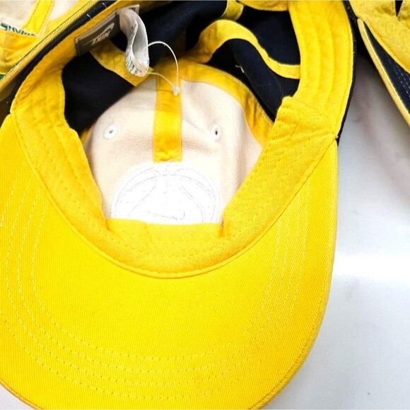 3 Kids Hats Nike. - Picture 3 of 5